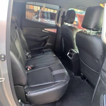 
								2021 Mazda BT-50 3.0TD Double Cab Dynamic,Leather  interior,Aircon,Radio,Navigation ,PDC Sensors etc amazing discounts on cash deals! free delivery guaranteed around gauteng province only. we also arrange finance through all major banks. we give 24hrs turn around period for finance applicants and same time delivery on cash deals. contact our sales team. or visit our dealership RANDY CARS AT 541 LOUIS BOTHA AVENUE SAVOY ESTATE JHB full									