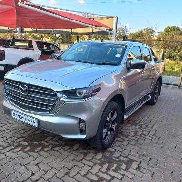 
								2021 Mazda BT-50 3.0TD Double Cab Dynamic,Leather  interior,Aircon,Radio,Navigation ,PDC Sensors etc amazing discounts on cash deals! free delivery guaranteed around gauteng province only. we also arrange finance through all major banks. we give 24hrs turn around period for finance applicants and same time delivery on cash deals. contact our sales team. or visit our dealership RANDY CARS AT 541 LOUIS BOTHA AVENUE SAVOY ESTATE JHB full									