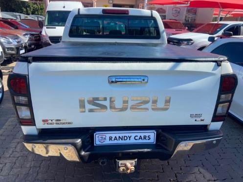 
								2018 Isuzu KB 300D-Teq Double Cab LX,Leather interior,Aircon etc amazing discounts on cash deals! free delivery guaranteed around gauteng province only. we also arrange finance through all major banks. we give 24hrs turn around period for finance applicants and same time delivery on cash deals. contact our sales team. or visit our dealership RANDY CARS AT 541 LOUIS BOTHA AVENUE SAVOY ESTATE JHB full									