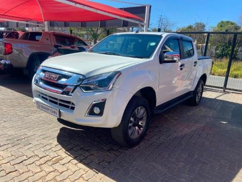 
								2018 Isuzu KB 300D-Teq Double Cab LX,Leather interior,Aircon etc amazing discounts on cash deals! free delivery guaranteed around gauteng province only. we also arrange finance through all major banks. we give 24hrs turn around period for finance applicants and same time delivery on cash deals. contact our sales team. or visit our dealership RANDY CARS AT 541 LOUIS BOTHA AVENUE SAVOY ESTATE JHB full									
