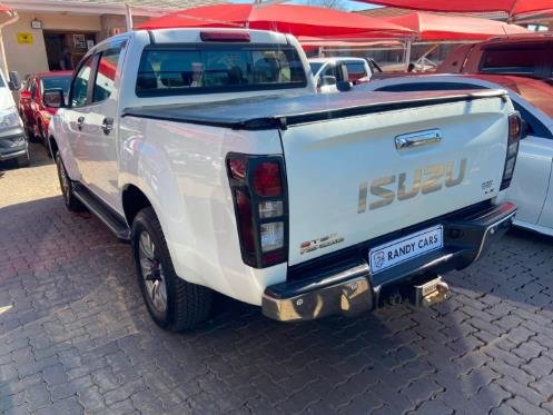
								2018 Isuzu KB 300D-Teq Double Cab LX,Leather interior,Aircon etc amazing discounts on cash deals! free delivery guaranteed around gauteng province only. we also arrange finance through all major banks. we give 24hrs turn around period for finance applicants and same time delivery on cash deals. contact our sales team. or visit our dealership RANDY CARS AT 541 LOUIS BOTHA AVENUE SAVOY ESTATE JHB full									