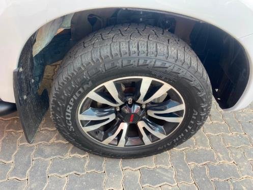 
								2018 Isuzu KB 250D-Teq Double Cab Hi-Rider,Leather  interior,Aircon,Radio,Navigation,PDC Sensors  etc amazing discounts on cash deals! free delivery guaranteed around gauteng province only. we also arrange finance through all major banks. we give 24hrs turn around period for finance applicants and same time delivery on cash deals. contact our sales team. or visit our dealership RANDY CARS AT 541 LOUIS BOTHA AVENUE SAVOY ESTATE full									