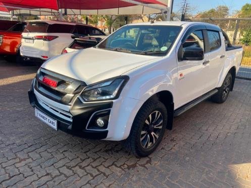 
								2018 Isuzu KB 250D-Teq Double Cab Hi-Rider,Leather  interior,Aircon,Radio,Navigation,PDC Sensors  etc amazing discounts on cash deals! free delivery guaranteed around gauteng province only. we also arrange finance through all major banks. we give 24hrs turn around period for finance applicants and same time delivery on cash deals. contact our sales team. or visit our dealership RANDY CARS AT 541 LOUIS BOTHA AVENUE SAVOY ESTATE full									