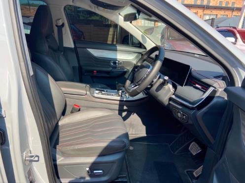 
								2024 Jetour Dashing 1.5T Deluxe,Leather  interior,Aircon,Radio,Navigation,PDC Sensors etc amazing discounts on cash deals! free delivery guaranteed around gauteng province only. we also arrange finance through all major banks. we give 24hrs turn around period for finance applicants and same time delivery on cash deals. contact our sales team. or visit our dealership RANDY CARS AT 541 LOUIS BOTHA AVENUE SAVOY ESTATE JHB full									