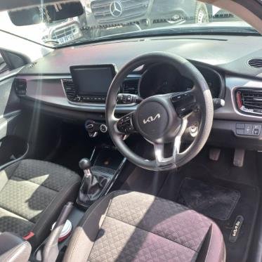 
								2022 Kia Rio hatch 1.2 LS,Cloth interior,Aircon,Navigation ,Radio  etc amazing discounts on cash deals! free delivery guaranteed around gauteng province only. we also arrange finance through all major banks. we give 24hrs turn around period for finance applicants and same time delivery on cash deals. contact our sales team. or visit our dealership RANDY CARS AT 541 LOUIS BOTHA AVENUE SAVOY ESTATE full									