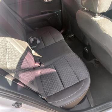 
								2022 Kia Rio hatch 1.2 LS,Cloth interior,Aircon,Navigation ,Radio  etc amazing discounts on cash deals! free delivery guaranteed around gauteng province only. we also arrange finance through all major banks. we give 24hrs turn around period for finance applicants and same time delivery on cash deals. contact our sales team. or visit our dealership RANDY CARS AT 541 LOUIS BOTHA AVENUE SAVOY ESTATE full									