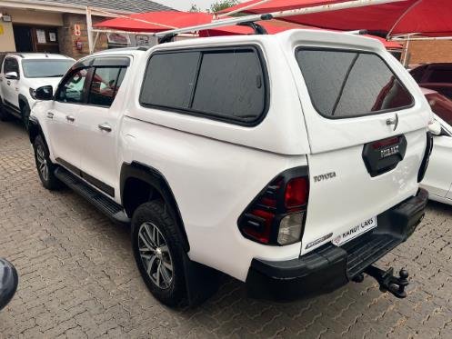 
								2017 Toyota Hilux 2.8GD-6 Double Cab Raider,Leather  interior,Aircon,Radio etc amazing discounts on cash deals! free delivery guaranteed around gauteng province only. we also arrange finance through all major banks. we give 24hrs turn around period for finance applicants and same time delivery on cash deals. contact our sales team. or visit our dealership RANDY CARS AT 541 LOUIS BOTHA AVENUE SAVOY ESTATE full									