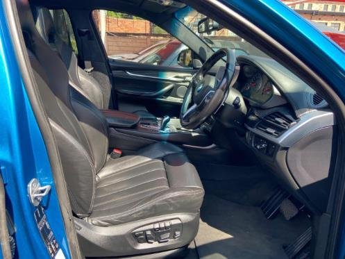 
								2015 BMW X6 xDrive 4.4 V8 M-SPORT Auto,Leather interior,Aircon,Navigation etc amazing discounts on cash deals! free delivery guaranteed around gauteng province only. we also arrange finance through all major banks. we give 24hrs turn around period for finance applicants and same time delivery on cash deals. contact our sales team. or visit our dealership RANDY CARS AT 541 LOUIS BOTHA AVENUE SAVOY ESTATE JHB full									