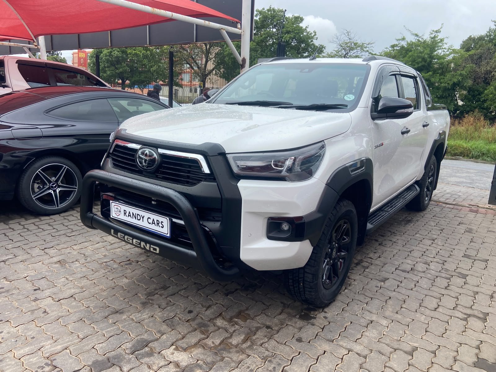 
								2022 Toyota Hilux 2.8GD-6 Double Cab Legend  Auto,Leather interior,Aircon,Radio ,Navigation,PDC Sensors,Multi functional steering etc amazing discounts on cash deals! free delivery guaranteed around gauteng province only. we also arrange finance through all major banks. we give 24hrs turn around period for finance applicants and same time delivery on cash deals. contact our sales team. or visit our dealership RANDY CARS AT 541 LOUIS BOTHA AVENUE SAVOY ESTATE JHB full									