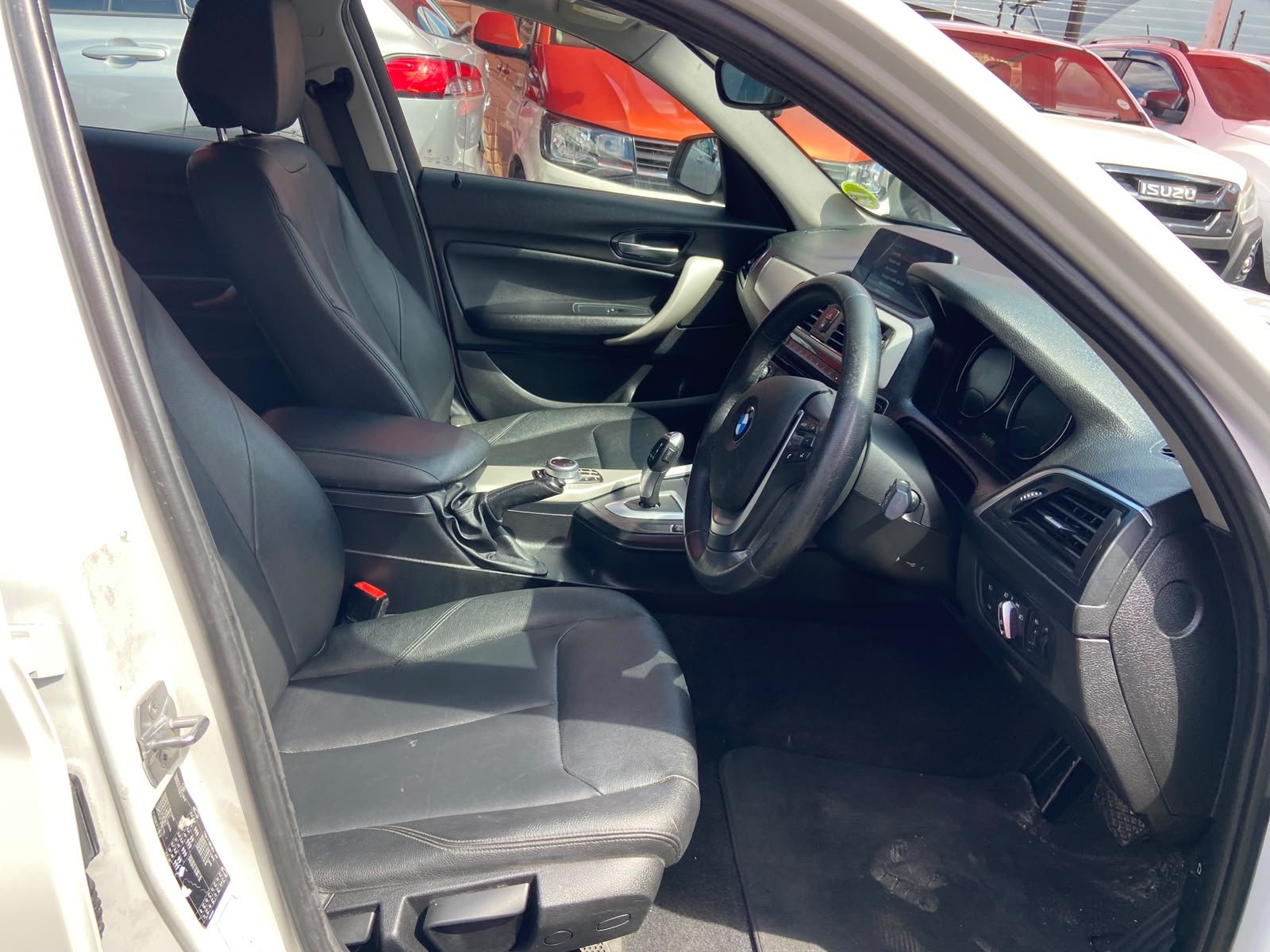 
								BMW 1 Series 118i 5-Door Auto,Leather interior etc amazing discounts on cash deals! free delivery guaranteed around gauteng province only. we also arrange finance through all major banks. we give 24hrs turn around period for finance applicants and same time delivery on cash deals. contact our sales team. or visit our dealership RANDY CARS AT 541 LOUIS BOTHA AVENUE SAVOY ESTATE JHB full									