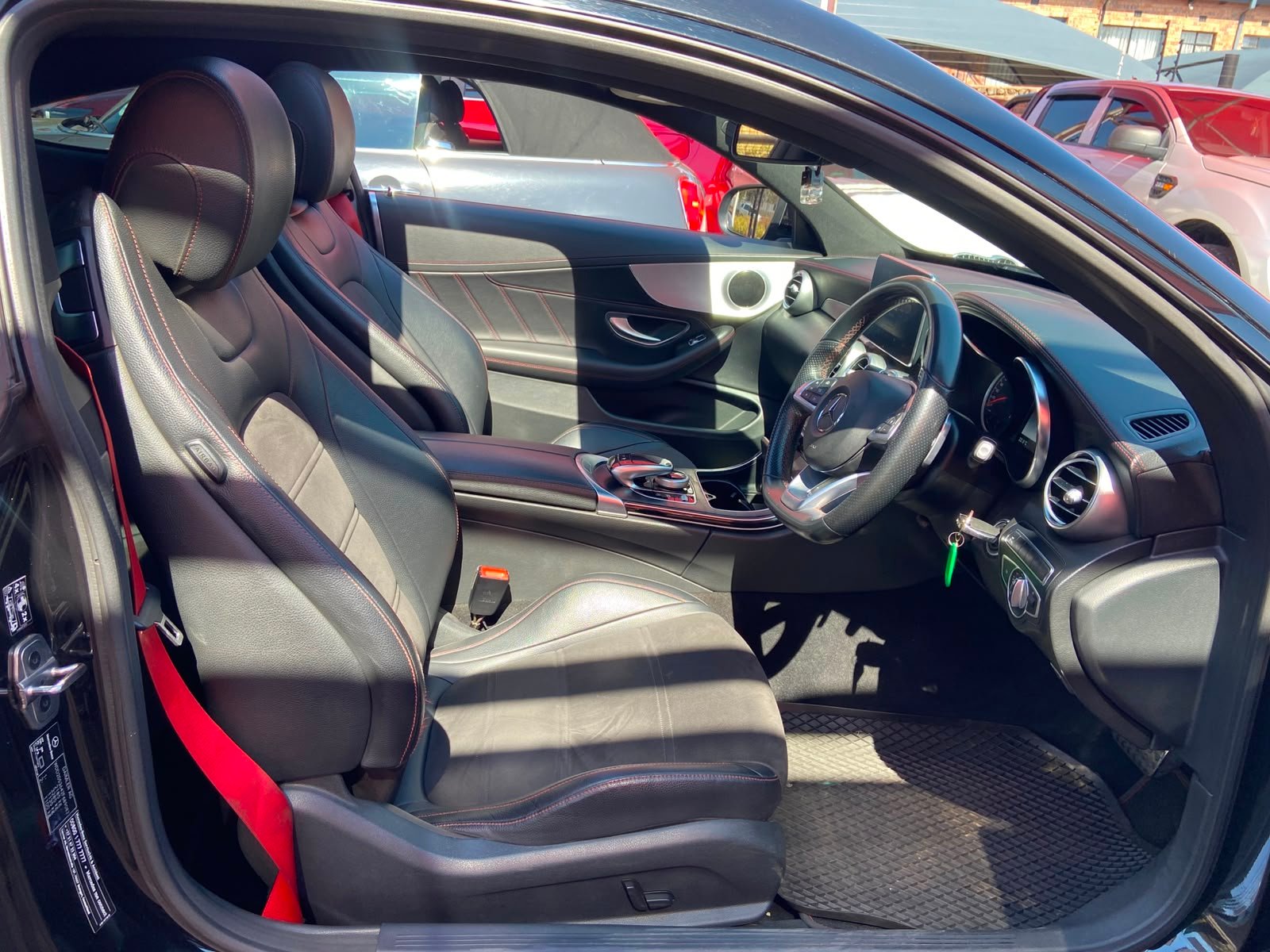 
								Mercedes-AMG C-Class C43 4Matic,Leather & Cloth interior,Aircon,Radio,PDC Sensors,Navigation  etc amazing discounts on cash deals! free delivery guaranteed around gauteng province only. we also arrange finance through all major banks. we give 24hrs turn around period for finance applicants and same time delivery on cash deals. contact our sales team. or visit our dealership RANDY CARS AT 541 LOUIS BOTHA AVENUE SAVOY ESTATE full									