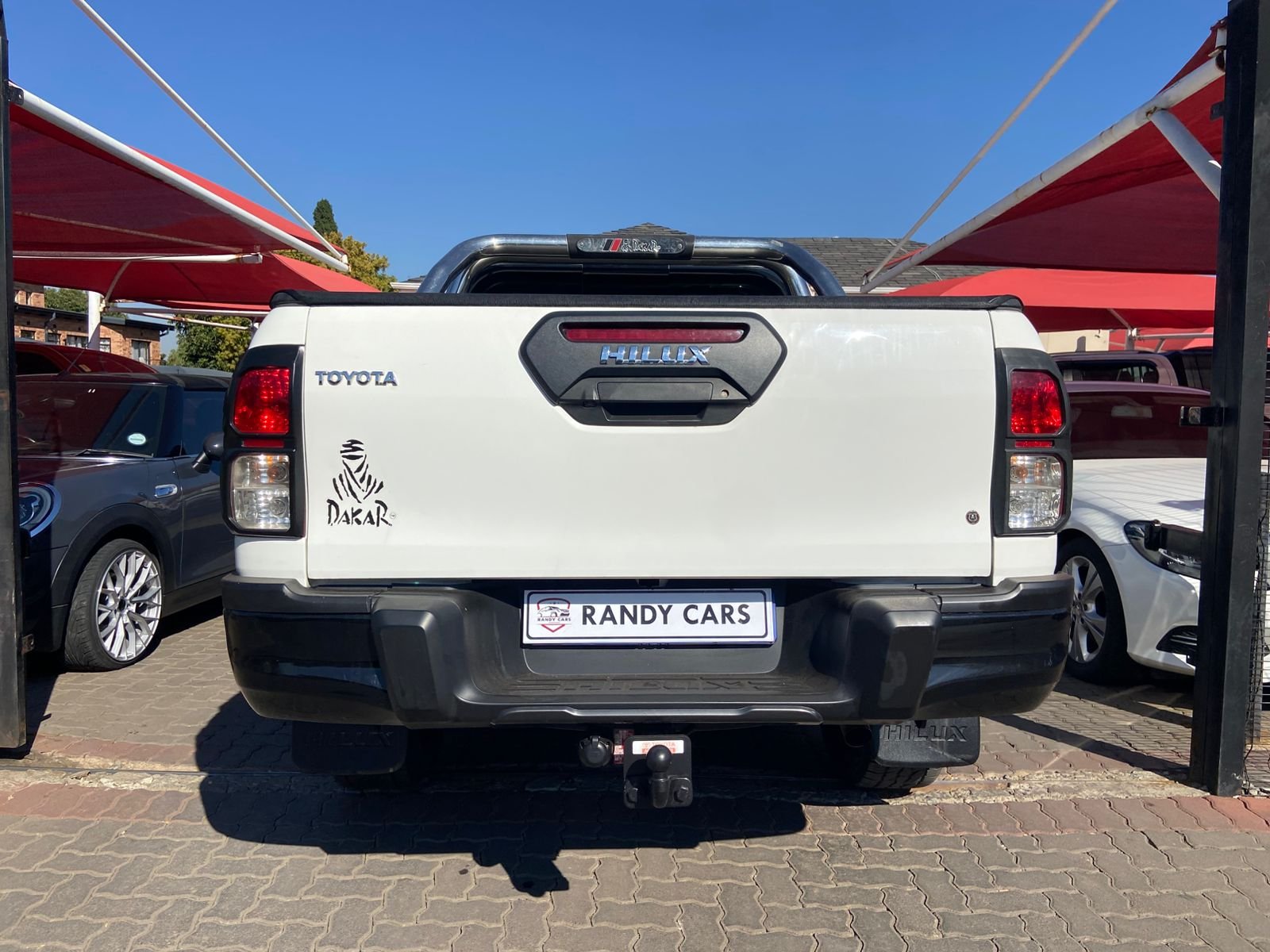 
								Toyota Hilux 2.8GD-6 Double Cab Raider Dakar Auto,Leather interior,Aircon,Radio etc amazing discounts on cash deals! free delivery guaranteed around gauteng province only. we also arrange finance through all major banks. we give 24hrs turn around period for finance applicants and same time delivery on cash deals. contact our sales team. or visit our dealership RANDY CARS AT 541 LOUIS BOTHA AVENUE SAVOY ESTATE full									