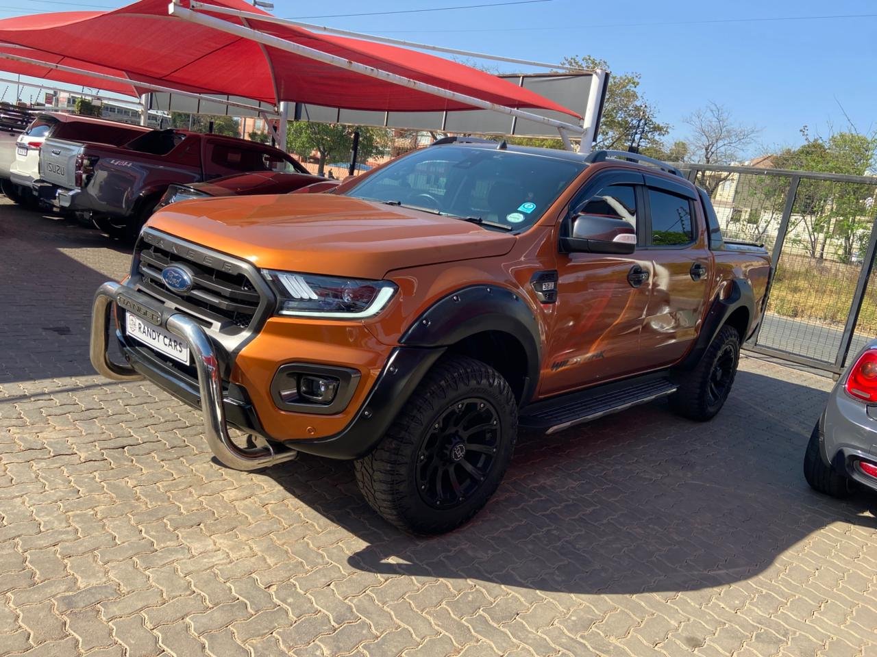 
								Ford Ranger 3.2TDCi Double Cab 4×4 Wildtrak Auto,Leather & Cloth  interior,Aircon,Radio,Reverse Camera etc amazing discounts on cash deals! free delivery guaranteed around gauteng province only. we also arrange finance through all major banks. we give 24hrs turn around period for finance applicants and same time delivery on cash deals. contact our sales team. or visit our dealership RANDY CARS AT 541 LOUIS BOTHA AVENUE SAVOY ESTATE full									