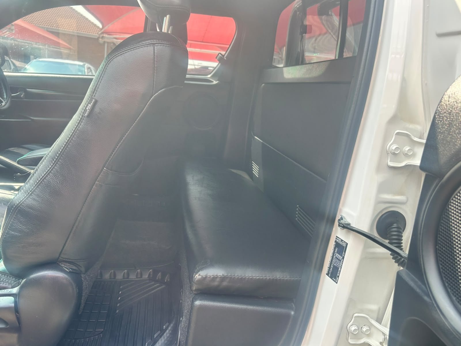
								Toyota Hilux 2.8GD-6 Xtra cab Raider,Leather interior,Aircon etc amazing discounts on cash deals! free delivery guaranteed around gauteng province only. we also arrange finance through all major banks. we give 24hrs turn around period for finance applicants and same time delivery on cash deals. contact our sales team. or visit our dealership RANDY CARS AT 541 LOUIS BOTHA AVENUE SAVOY ESTATE JHB full									