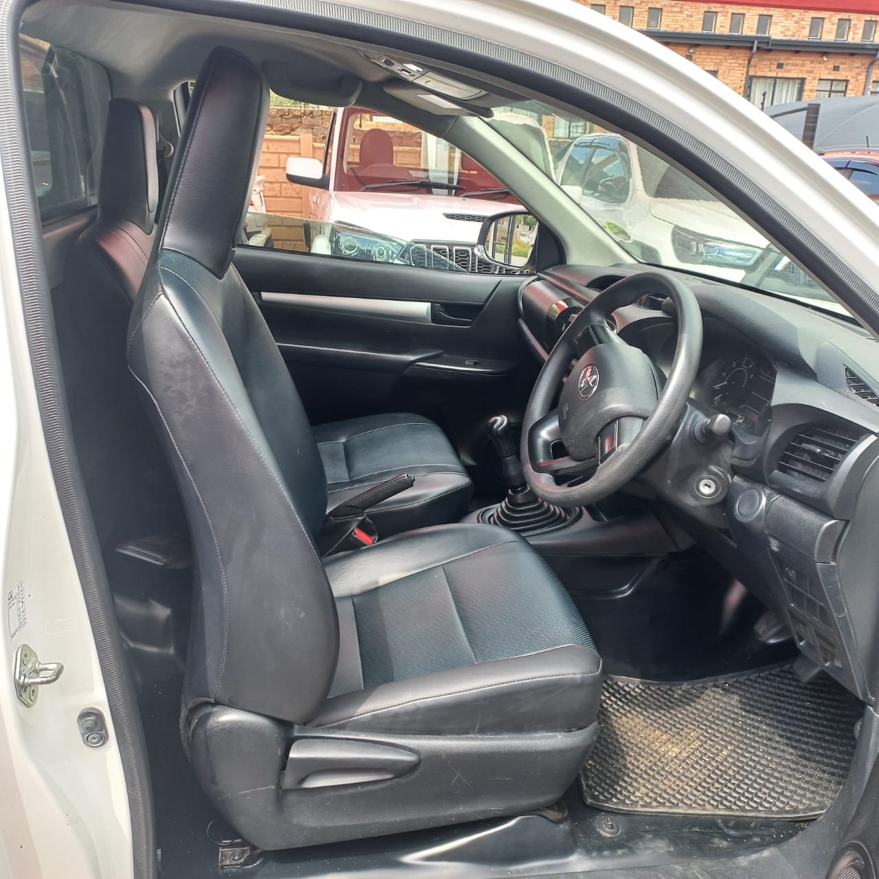 
								Toyota Hilux 2.4GD Single Cab S (Aircon),Leather interior,Aircon ,Navigation,Multifunctional steering etc amazing discounts on cash deals! free delivery guaranteed around gauteng province only. we also arrange finance through all major banks. we give 24hrs turn around period for finance applicants and same time delivery on cash deals. contact our sales team. or visit our dealership RANDY CARS AT 541 LOUIS BOTHA AVENUE SAVOY ESTATE JHB full									