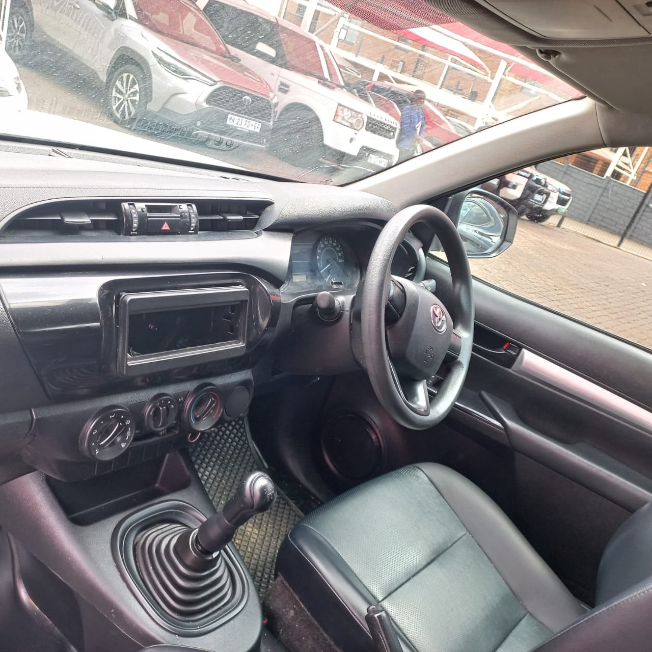 
								Toyota Hilux 2.4GD Single Cab S (Aircon),Leather interior,Aircon ,Navigation,Multifunctional steering etc amazing discounts on cash deals! free delivery guaranteed around gauteng province only. we also arrange finance through all major banks. we give 24hrs turn around period for finance applicants and same time delivery on cash deals. contact our sales team. or visit our dealership RANDY CARS AT 541 LOUIS BOTHA AVENUE SAVOY ESTATE JHB full									