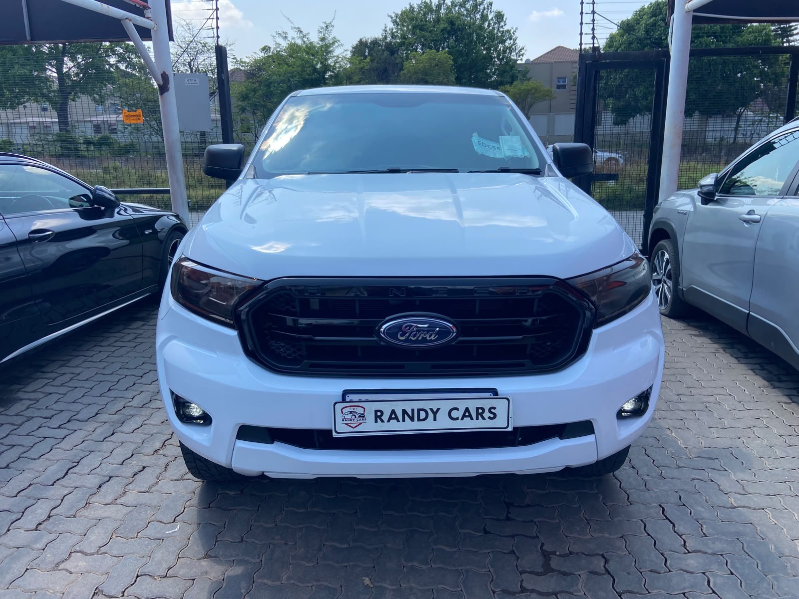 
								Ford Ranger 2.0 TDCi Double Cab XL  Auto ,Cloth interior,Aircon,Radio etc amazing discounts on cash deals! free delivery guaranteed around gauteng province only. we also arrange finance through all major banks. we give 24hrs turn around period for finance applicants and same time delivery on cash deals. contact our sales team. or visit our dealership RANDY CARS AT 541 LOUIS BOTHA AVENUE SAVOY ESTATE JHB full									