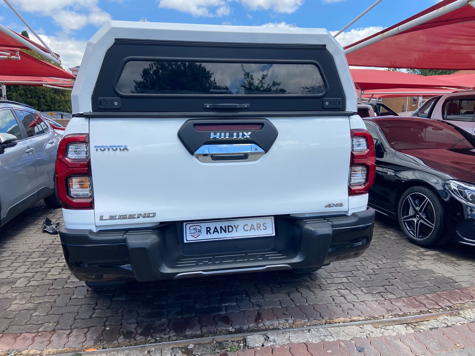 
								Toyota Hilux 2.8GD-6 Double Cab 4×4 Raider Auto,Leather interior,Aircon,Radio ,PDC Sensors etc amazing discounts on cash deals! free delivery guaranteed around gauteng province only. we also arrange finance through all major banks. we give 24hrs turn around period for finance applicants and same time delivery on cash deals. contact our sales team. or visit our dealership RANDY CARS AT 541 LOUIS BOTHA AVENUE SAVOY ESTATE JHB full									