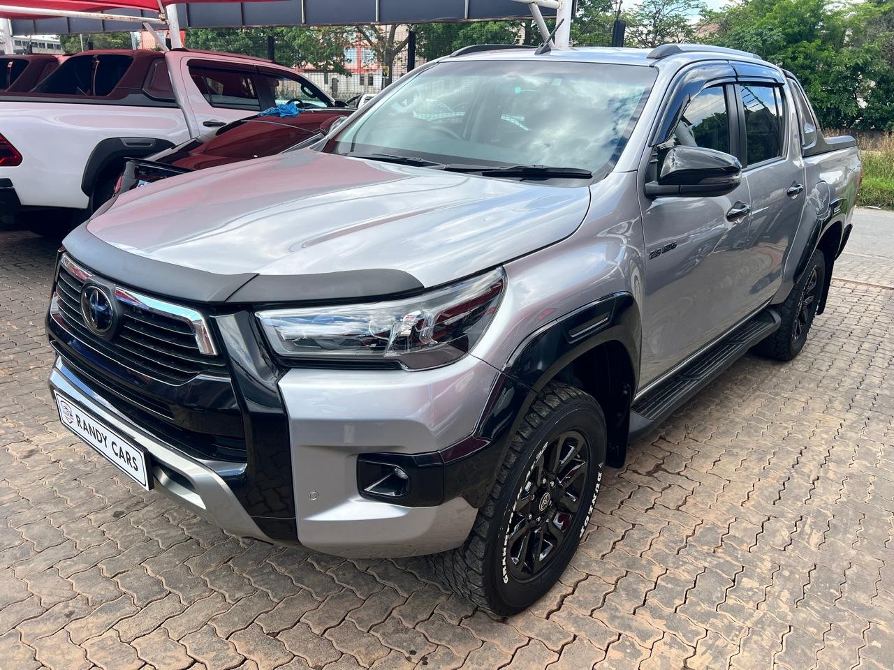 
								Toyota Hilux 2.8GD-6 Double Cab 4×4 Legend Auto,Leather interior,Navigation,Multifunctional steering  etc amazing discounts on cash deals! free delivery guaranteed around gauteng province only. we also arrange finance through all major banks. we give 24hrs turn around period for finance applicants and same time delivery on cash deals. contact our sales team. or visit our dealership RANDY CARS AT 541 LOUIS BOTHA AVENUE SAVOY ESTATE JHB full									
