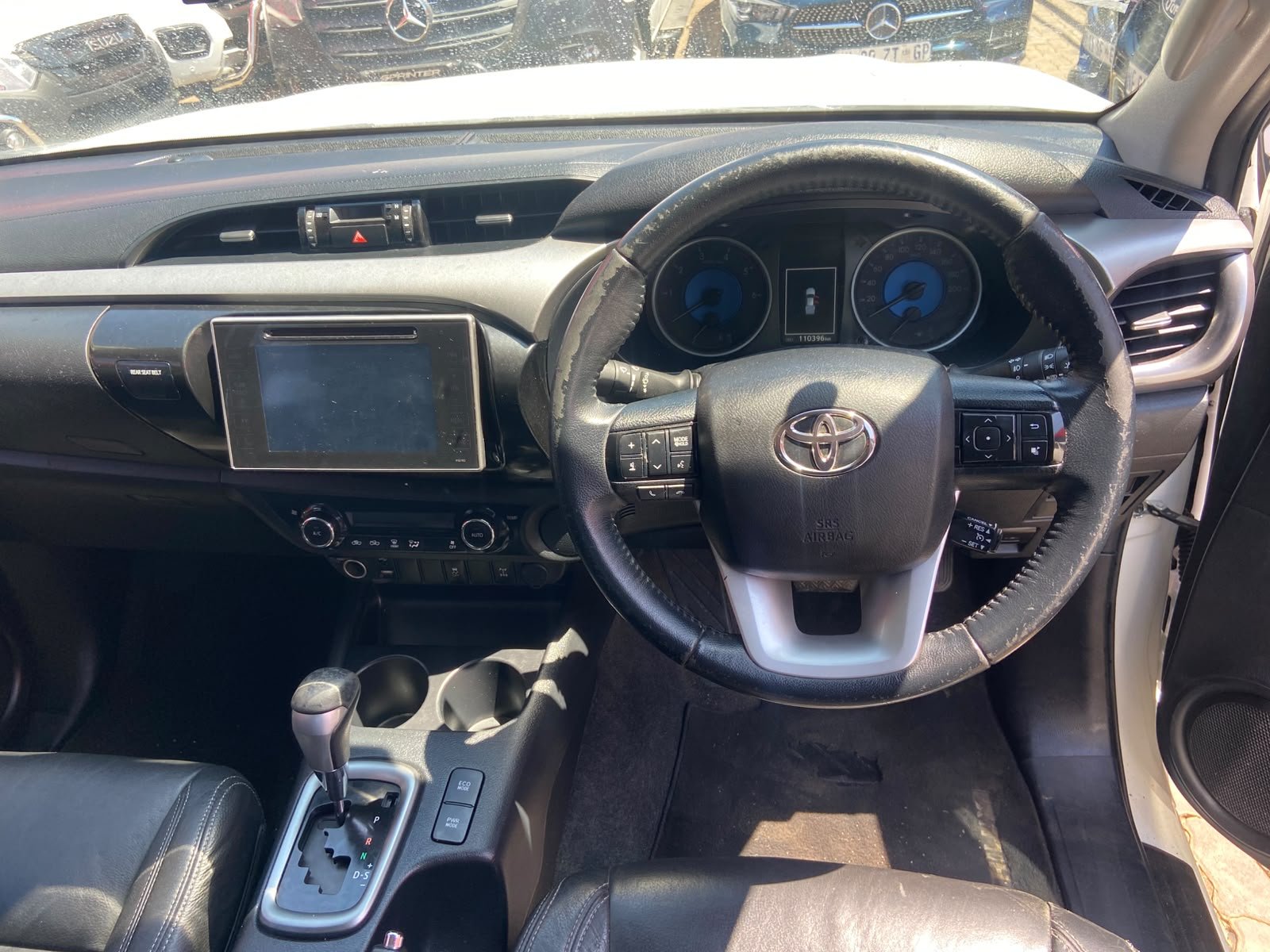 
								Toyota Hilux 2.8GD-6 Double Cab AutoRaider,Leather  interior,Aircon,Radio etc amazing discounts on cash deals! free delivery guaranteed around gauteng province only. we also arrange finance through all major banks. we give 24hrs turn around period for finance applicants and same time delivery on cash deals. contact our sales team. or visit our dealership RANDY CARS AT 541 LOUIS BOTHA AVENUE SAVOY ESTATE full									