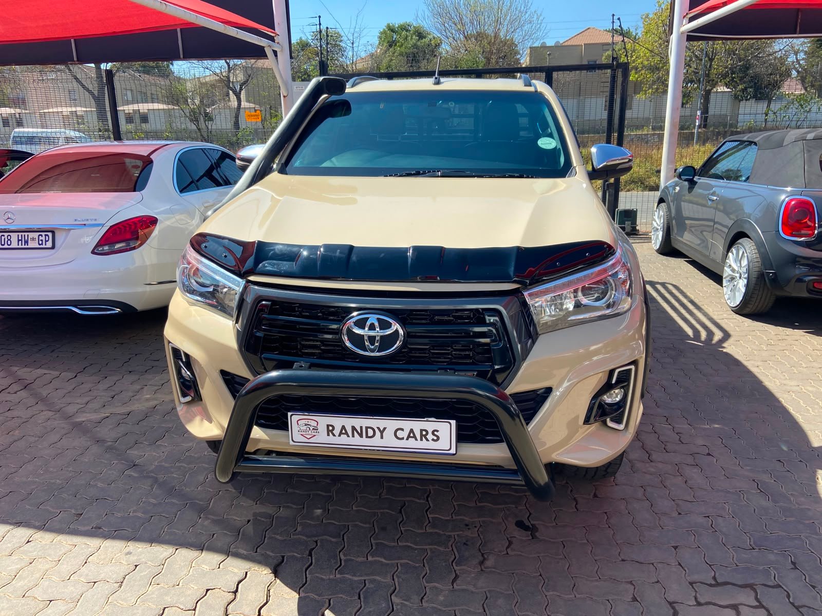 
								Toyota Hilux 2.8GD-6 Xtra Cab 4×4 Legend 50,Leather interior,electric windows,aircon etc… we give amazing discounts on cash deals! free delivery guaranteed around gauteng province only. we also arrange finance through all major banks. we give 24hrs turn around period for finance applicants and same time delivery on cash deals. contact our sales team full									