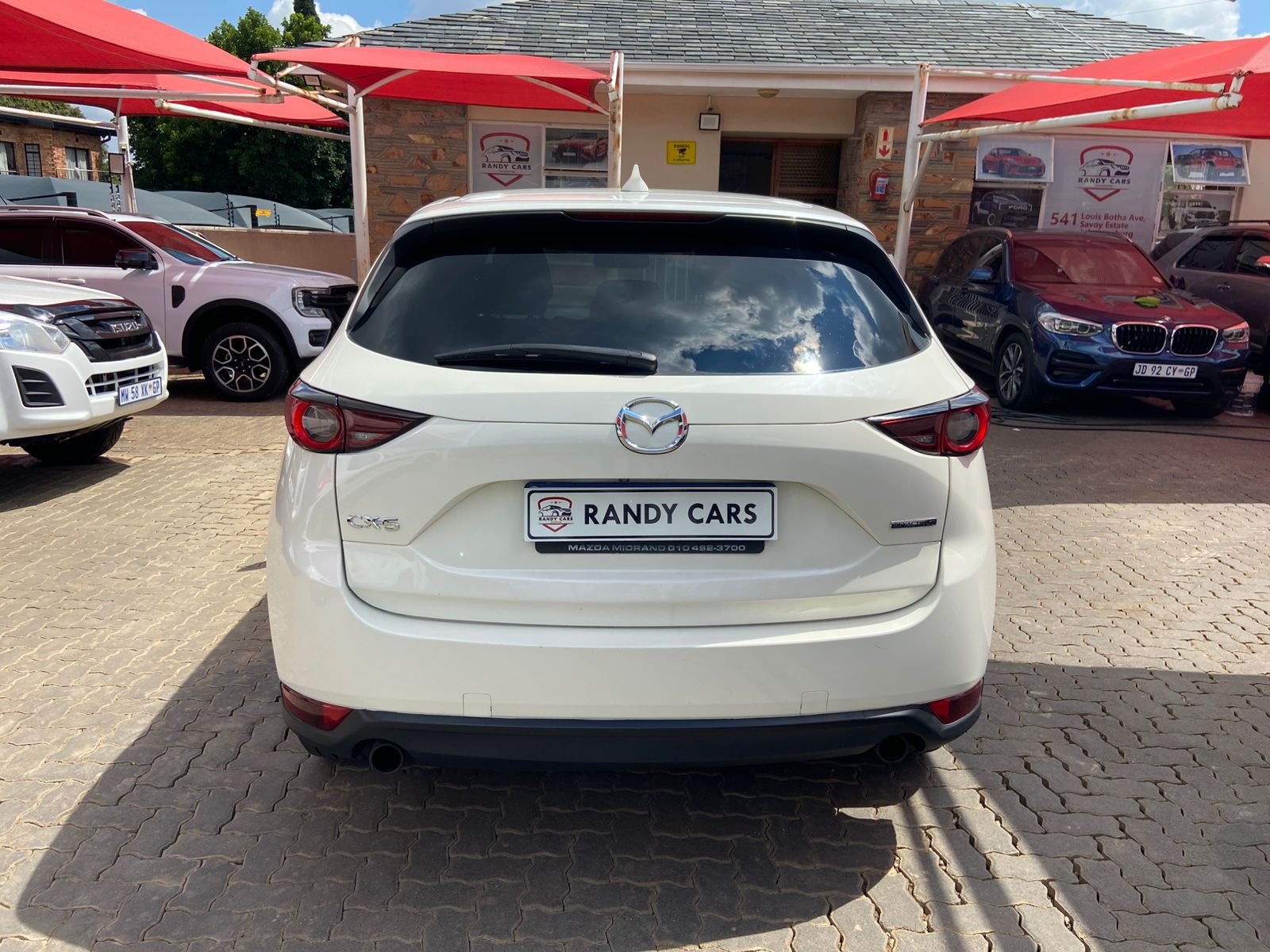 
								2021 Mazda CX-5 Active 2.0 Auto,Leather interior,electric windows,aircon etc… we give amazing discounts on cash deals! free delivery guaranteed around gauteng province only. we also arrange finance through all major banks. we give 24hrs turn around period for finance applicants and same time delivery on cash deals. contact our sales team ZANDI….. full									