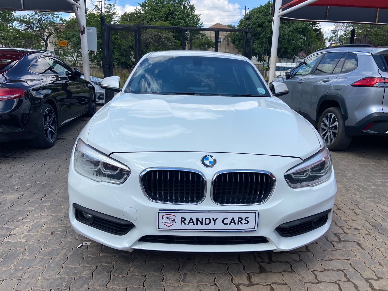 
								BMW 1 Series 118i 5-Door Auto,Leather interior etc amazing discounts on cash deals! free delivery guaranteed around gauteng province only. we also arrange finance through all major banks. we give 24hrs turn around period for finance applicants and same time delivery on cash deals. contact our sales team. or visit our dealership RANDY CARS AT 541 LOUIS BOTHA AVENUE SAVOY ESTATE JHB full									
