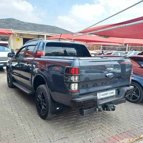 
								2020 Ford Ranger 2.0Bi-Turbo Double Cab 4×4 Thunder,Leather interior,Aircon etc amazing discounts on cash deals! free delivery guaranteed around gauteng province only. we also arrange finance through all major banks. we give 24hrs turn around period for finance applicants and same time delivery on cash deals. contact our sales team. or visit our dealership RANDY CARS AT 541 LOUIS BOTHA AVENUE SAVOY ESTATE JHB full									