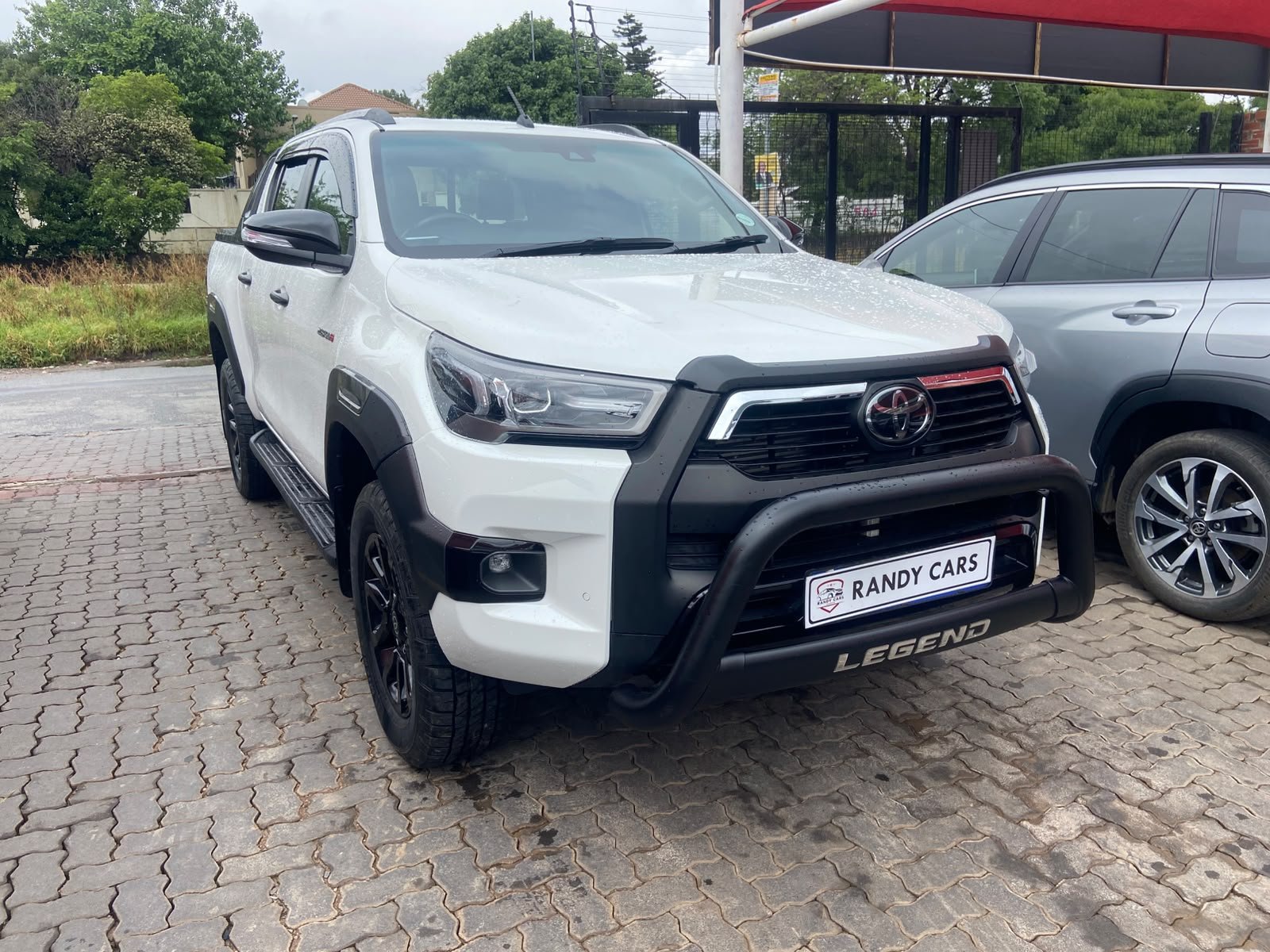 2022 Toyota Hilux 2.8GD-6 Double Cab Legend Auto,Leather interior,Aircon,Radio ,Navigation,PDC Sensors,Multi functional steering etc amazing discounts on cash deals! free delivery guaranteed around gauteng province only. we also arrange finance through all major banks. we give 24hrs turn around period for finance applicants and same time delivery on cash deals. contact our sales team. or visit our dealership RANDY CARS AT 541 LOUIS BOTHA AVENUE SAVOY ESTATE JHB