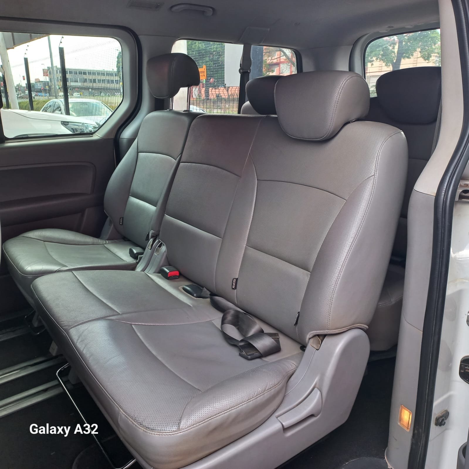 
								2021 Hyundai H-1 2.5CRDi Wagon GLS,Leather interior,Aircon,Radio  etc amazing discounts on cash deals! free delivery guaranteed around gauteng province only. we also arrange finance through all major banks. we give 24hrs turn around period for finance applicants and same time delivery on cash deals. contact our sales team. or visit our dealership RANDY CARS AT 541 LOUIS BOTHA AVENUE SAVOY ESTATE JHB full									